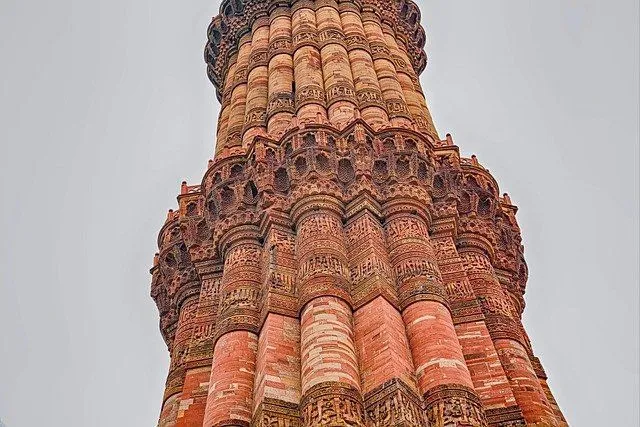 Ala-ud-din Khilji, in the early 13th century, planned to build a tower nearby called the Alai Minar, twice as high as the existing minaret.
