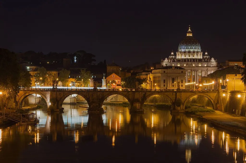 Tiber River has many historical monuments and beautiful boulevards lined on its banks.