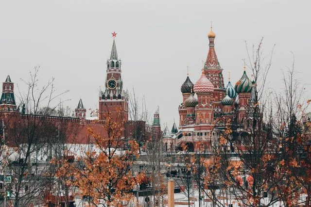 People who are interested in Russia should know these Russian culture facts.