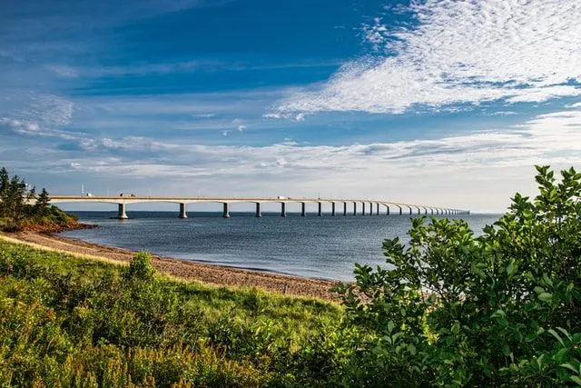 Confederation Bridge facts are fascinating for everyone.