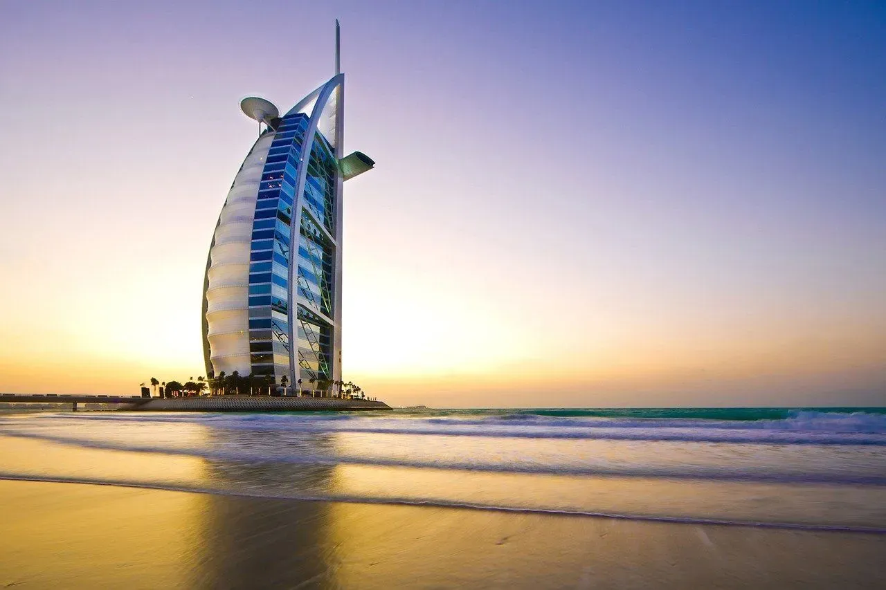 Explore Burj Al Arab facts and much more about this amazing structure!