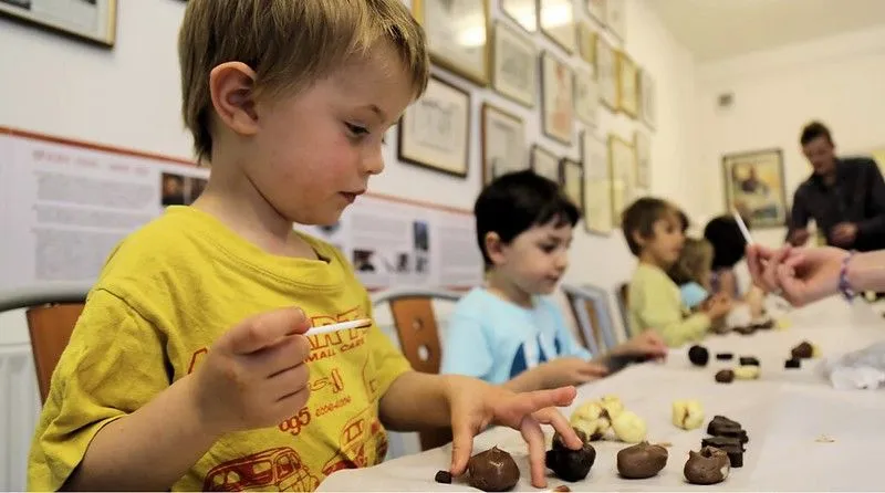 chocolate making workshop discounted tickets for family