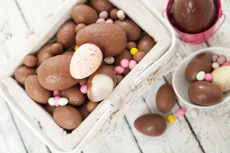 kids chocolate easter eggs