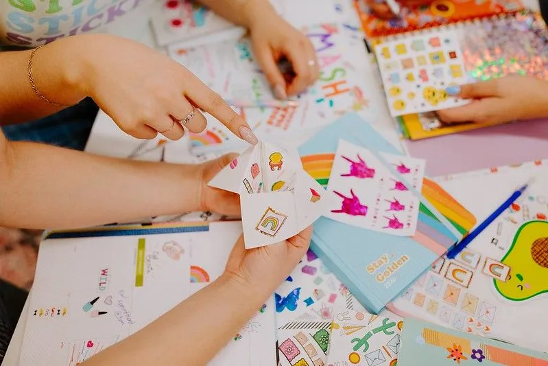 children making chatterbox