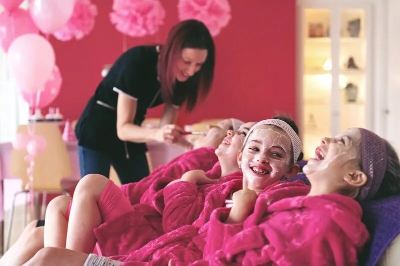 Pamper spa night birthday party ideas for 10 year olds