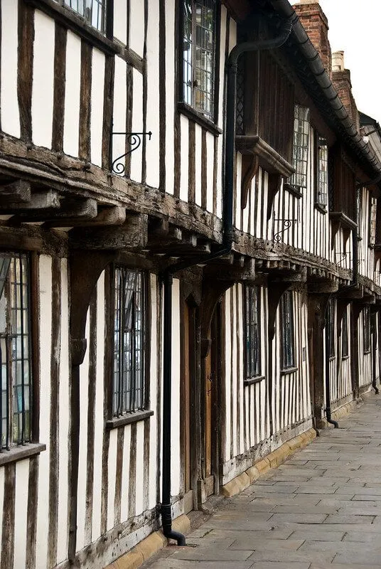 Tudor Houses Explained