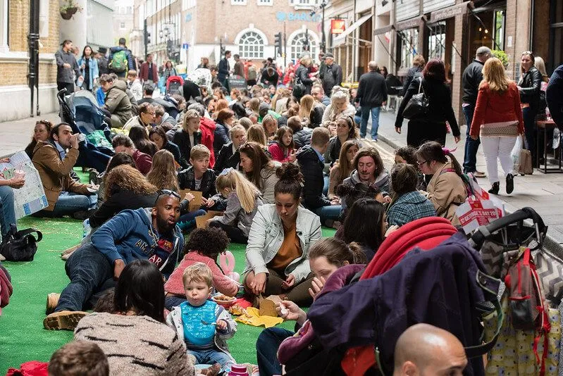 kids at borough market