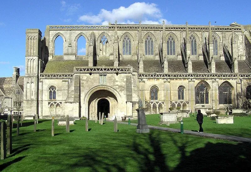 Malmesbury and it's famous Abbey, a wonderful Cotswold Family Holidays destination