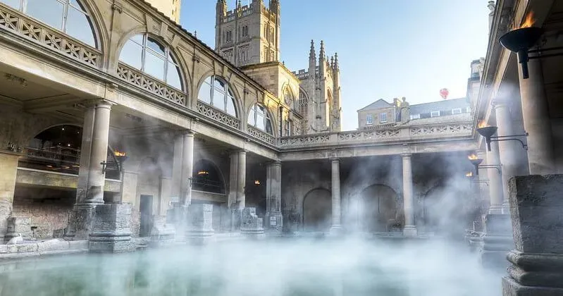 Bath, famous for its Roman baths, is a beautiful Cotswold Family Holidays location