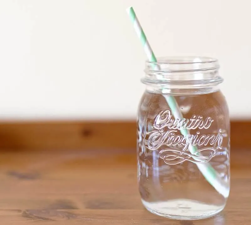 Eo-friendly straw for water after the c-section