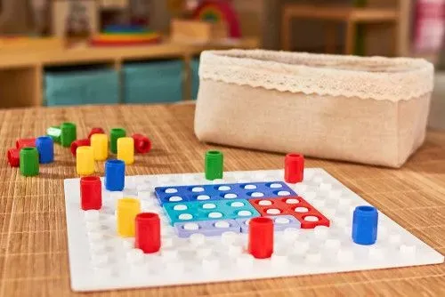 A Numicon set to help guide EYFS parents