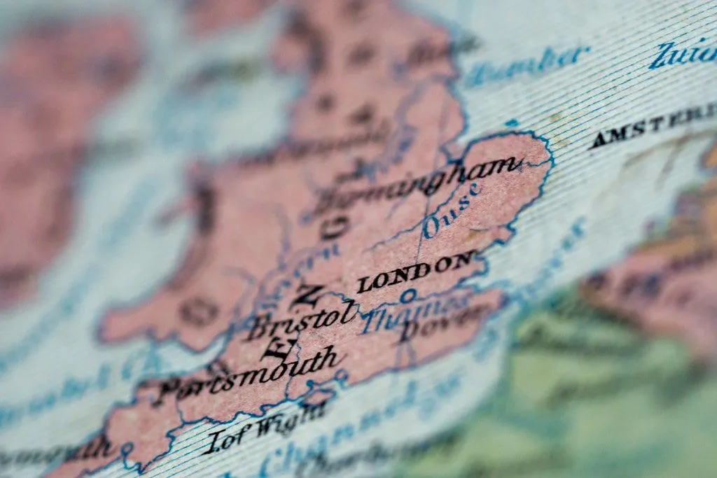 An old map of England focusing on Portsmouth on the coast.