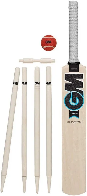 All in a nylon storage bag a senior size wondaball A fantastic entry level cricket set that includes a SH cricket bat SH Uber Games Wooden Cricket Set 4 wooden stumps and 2 x wooden bails