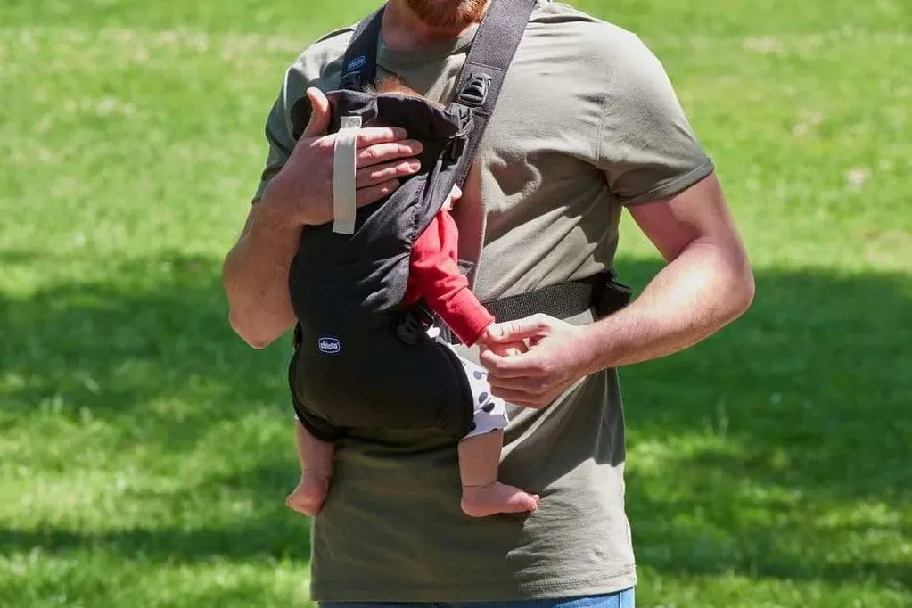 Chicco Easyfit Baby Carrier. 