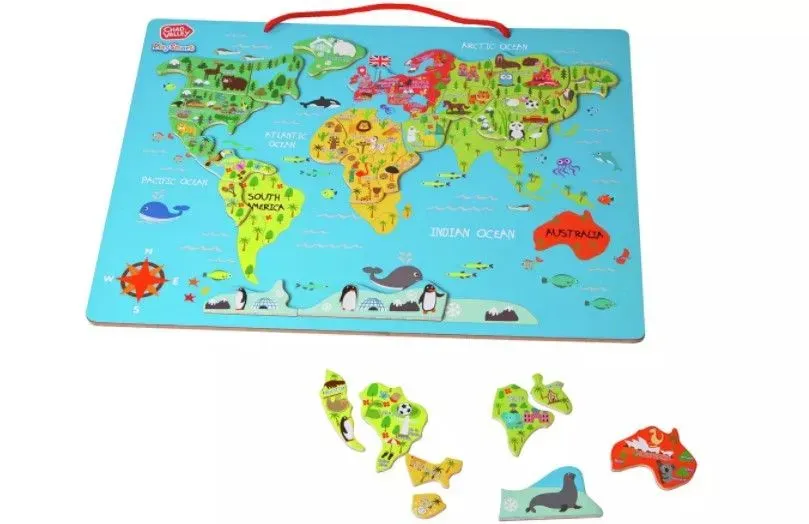 Magnetic world map for 6 years old.