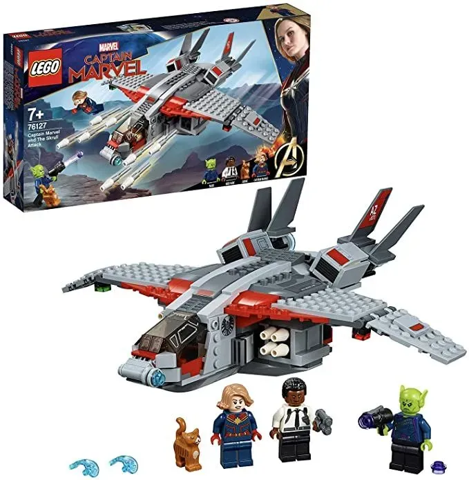 Lego Captain Marvel And The Skrull Attack Building Kit.