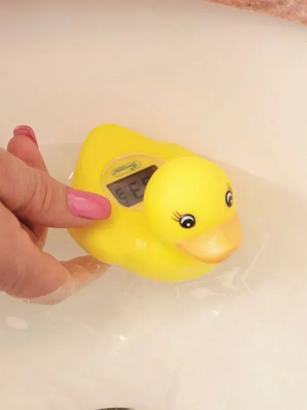 Dreambaby Duck 2 in 1 Digital Bath and Room Thermometer - Jojo Maman Bebe.