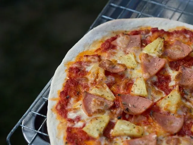 The Hawaiian pizza was invented by a Greek-Canadian. 