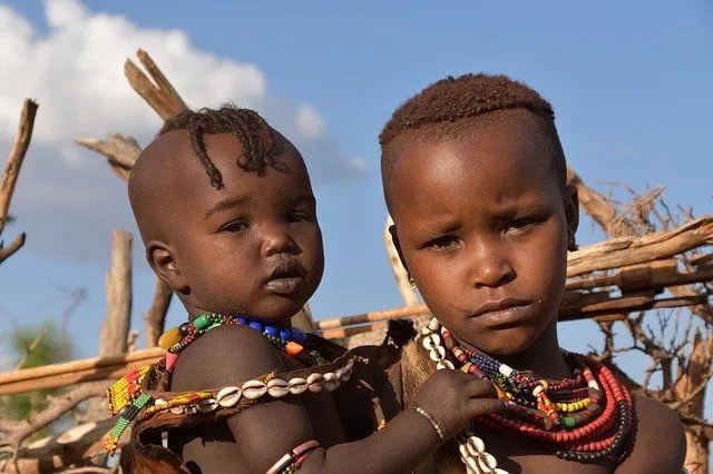 Ethiopian tribe members