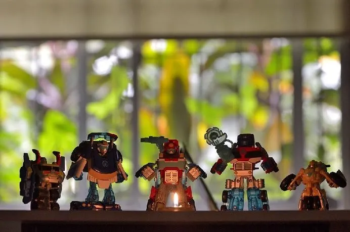 The main rescue bots follow Optimus Prime.