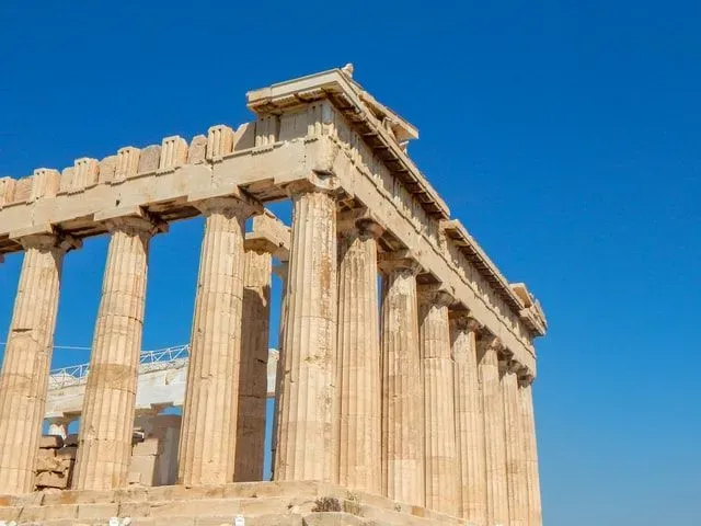 Wake up with insightful ancient Greek quotes!