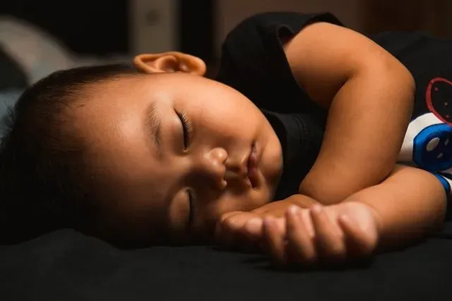 The 8 month sleep regression coincides with developmental milestones such as crawling.