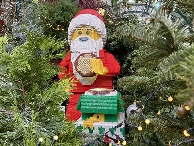 This Santa graced Covent Garden during the 2020 season.