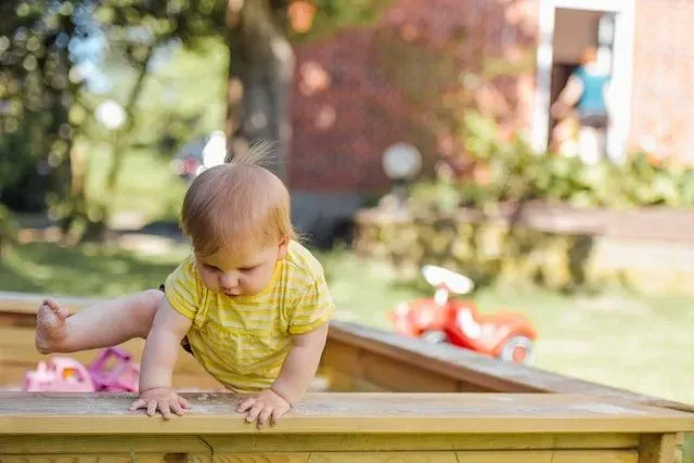 Navigate your toddler's first steps into the world with this guide to 16-month-old behavioral milestones!