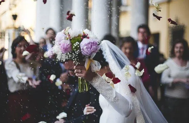 A good best man speech includes the bride too.