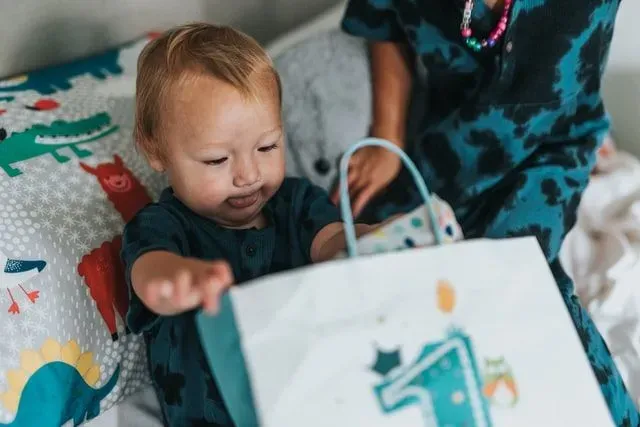 Using presents as way to manipulate you or your child is an unhealthy sign