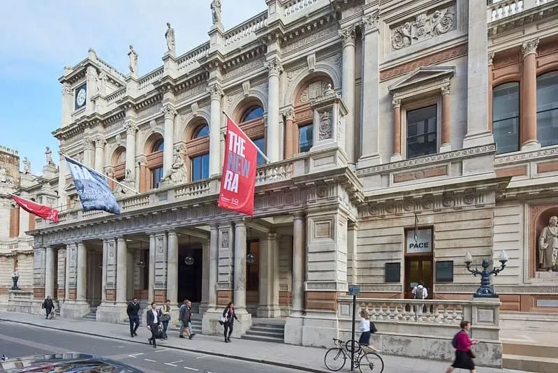 Front entrance of of the Royal Academy of Arts in London.
