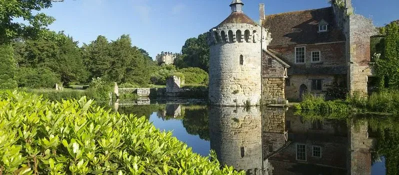 Scotney Castle and moat.