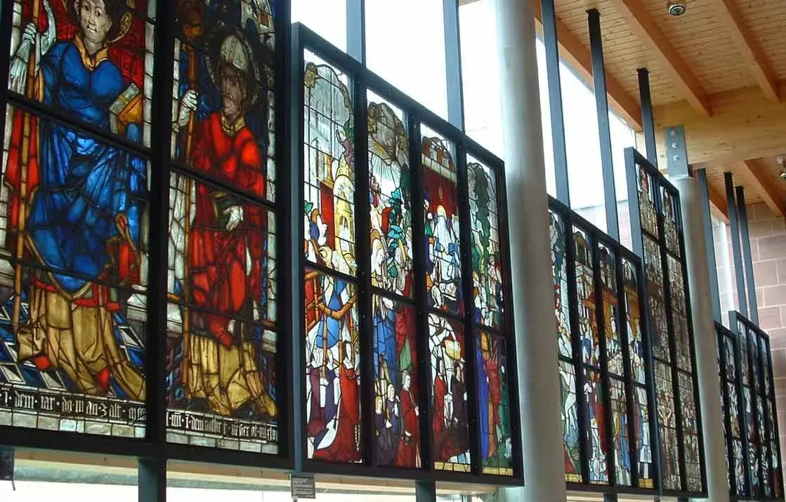 Elisabeth Kubler Ross quotes, stained glass denotes.