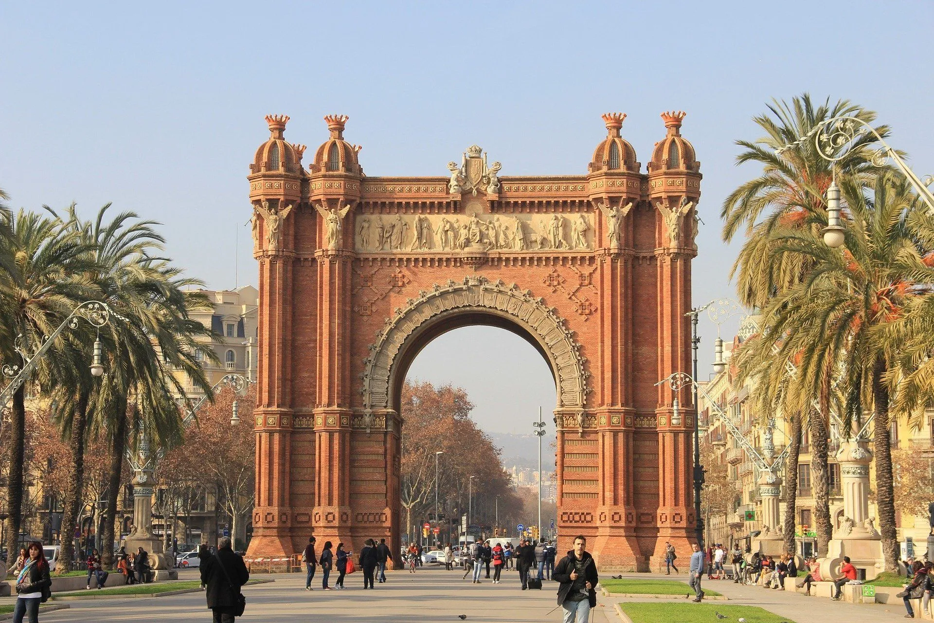 Barcelona facts help you understand more about Spanish culture.