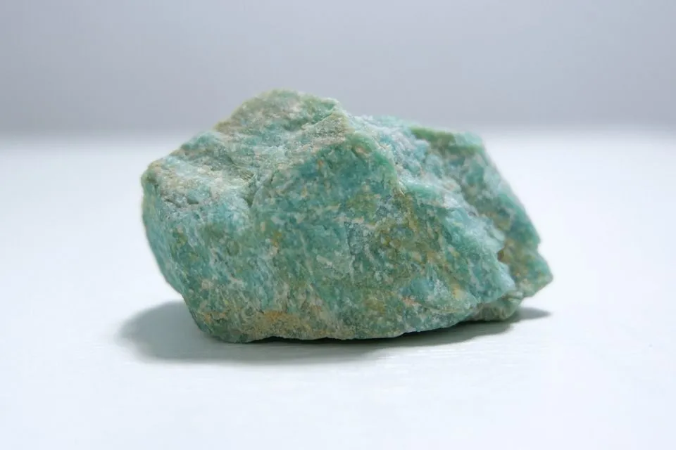 Amazonite Facts Know Curious Details On This Blue Green Gemstone