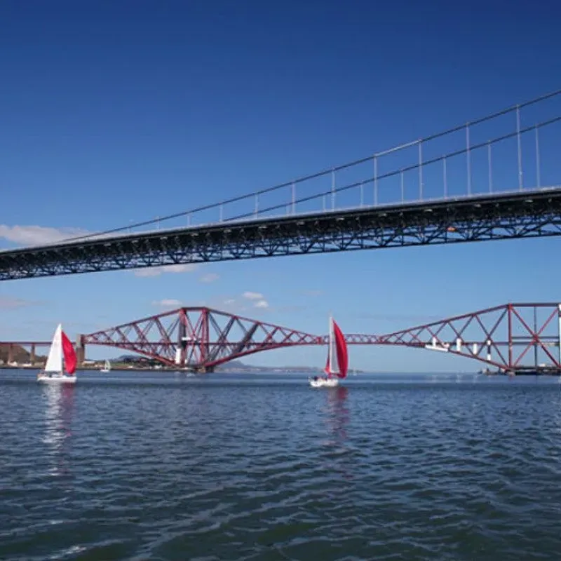 Visit the Three Bridges, the Edinburgh skyline, and all the three islands. Buy Three Bridges Cruise tickets and enjoy the view.