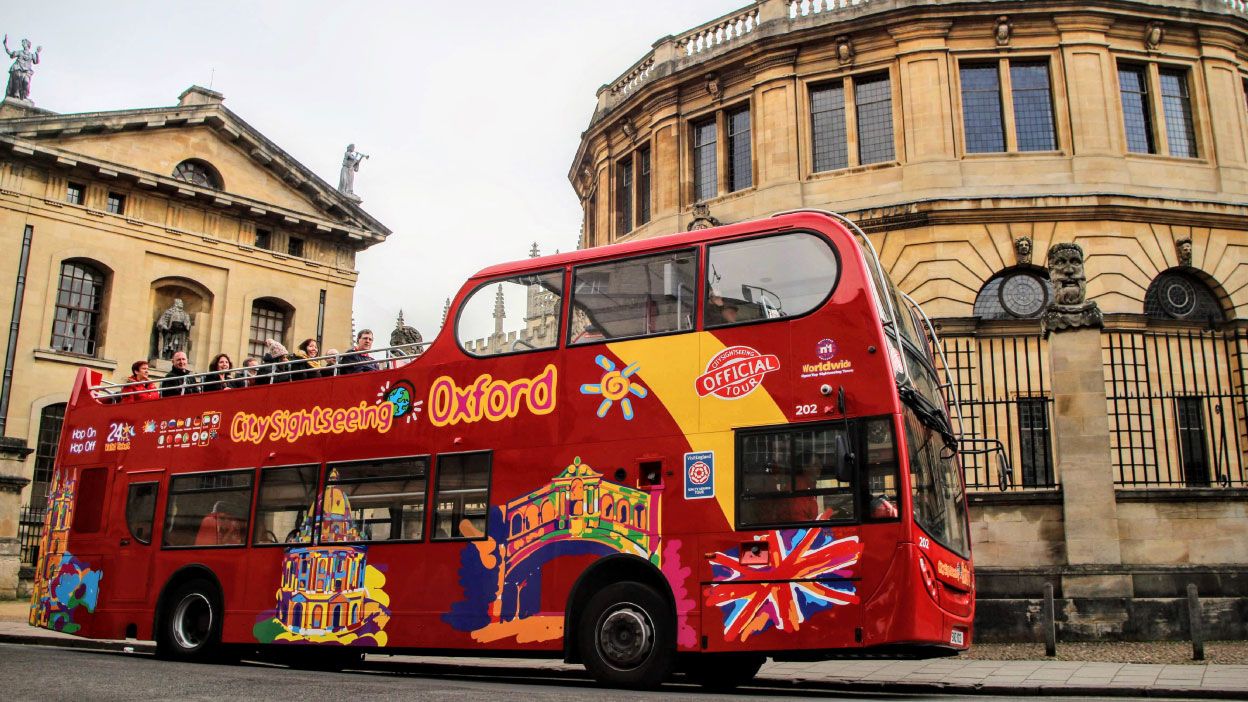 With an audio guide included in ten languages, don't miss a fact about the historical Oxford city. Buy Oxford Bus Tour tickets.