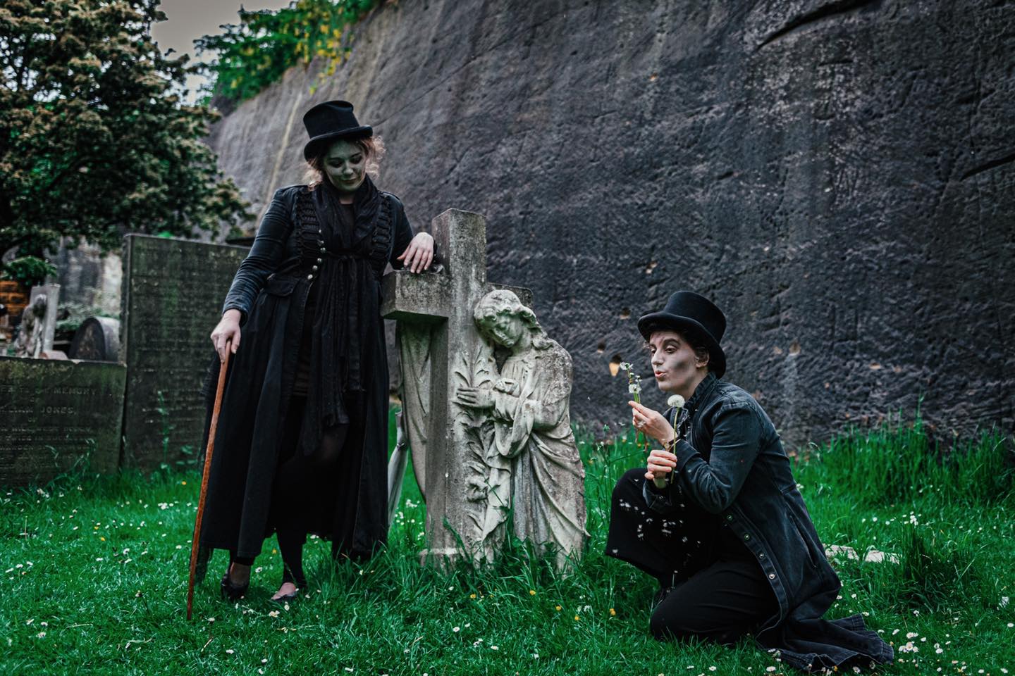 Learn about the ghostly stories of the times gone by on this walking tour. Buy Secret Garden Cemetery Shivers tour tickets now.