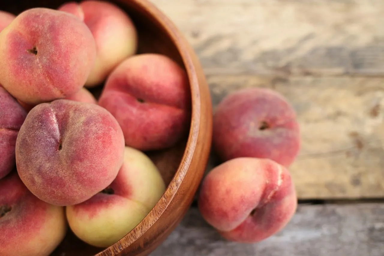 Fuzzless peaches with smooth skin are called nectarines, which people falsely assume to be a different type of fruit altogether.