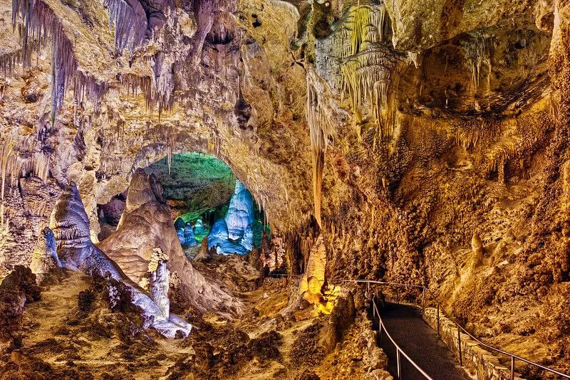Read some Carlsbad Caverns facts about this awe-inspiring wonder.