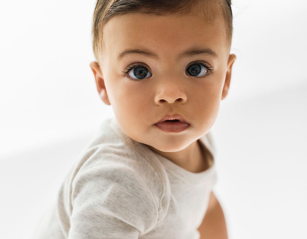 Find the best baby clothes at GAP.