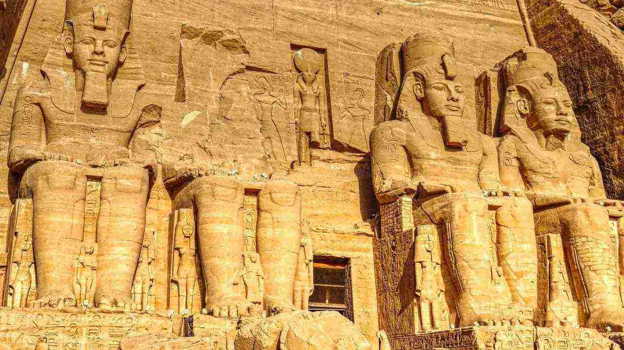 meanings and history of egyptian last names