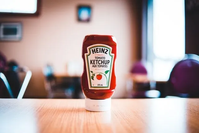 One of the most popular sauces in the US is Heinz ketchup.