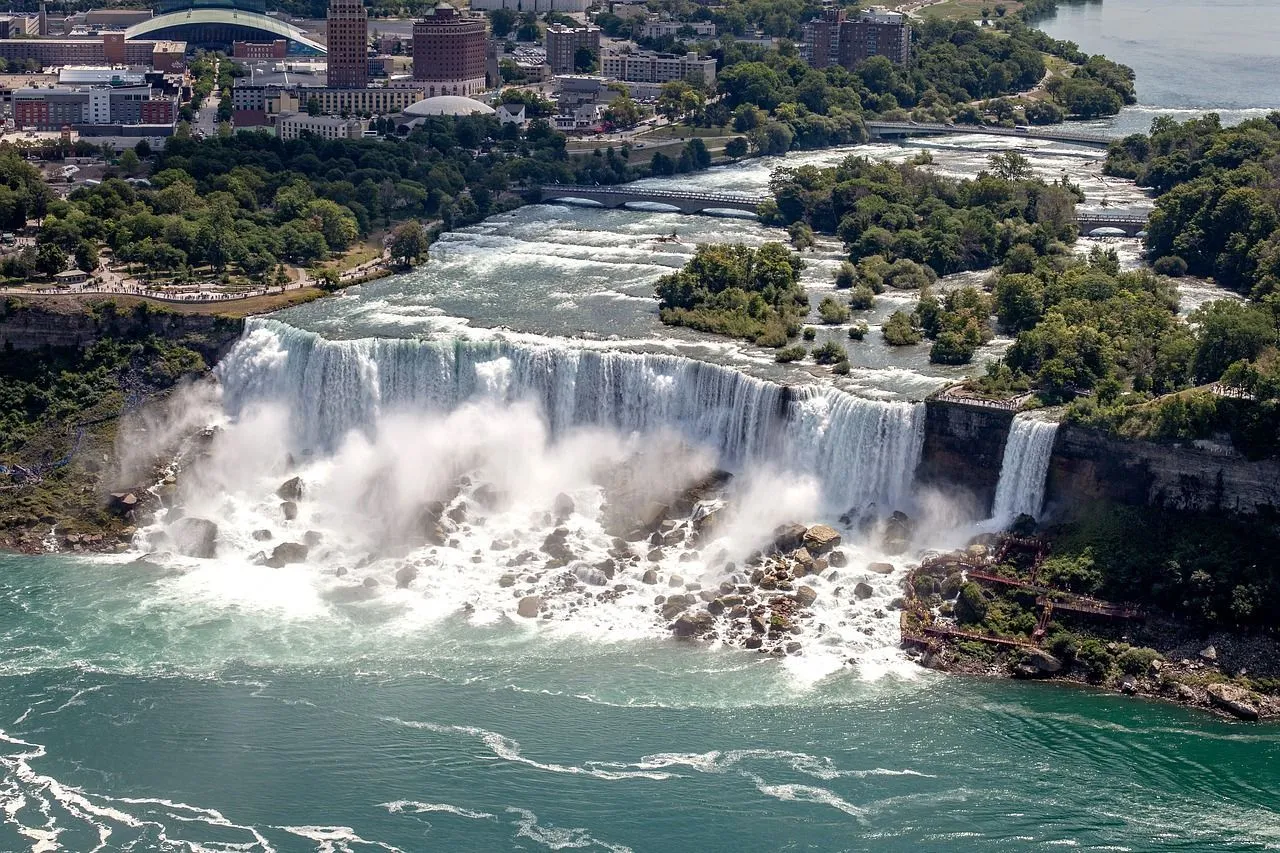 Niagara Falls and Angel Falls are considered by many to be two of the most popular waterfalls in the world.