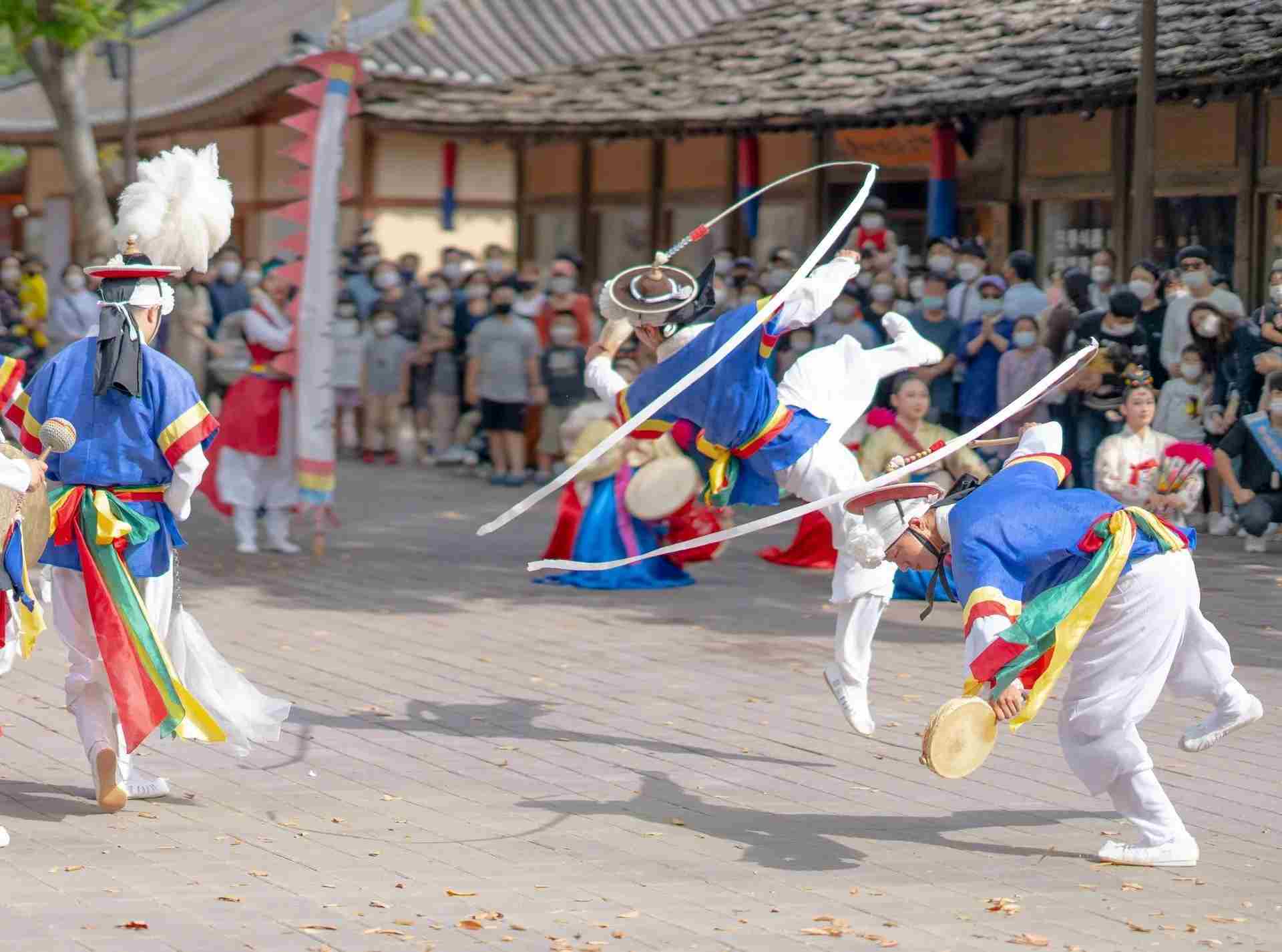 Folk dances of Korea are famous
