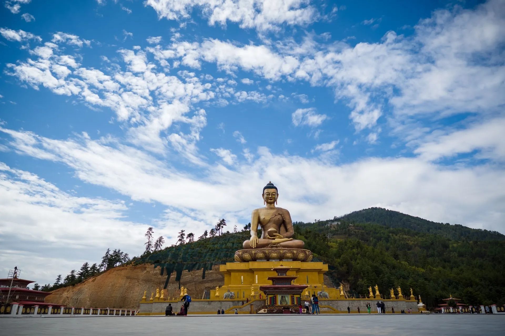 Did you know the Dzong monastery is one of the largest Buddha monasteries in Asia?