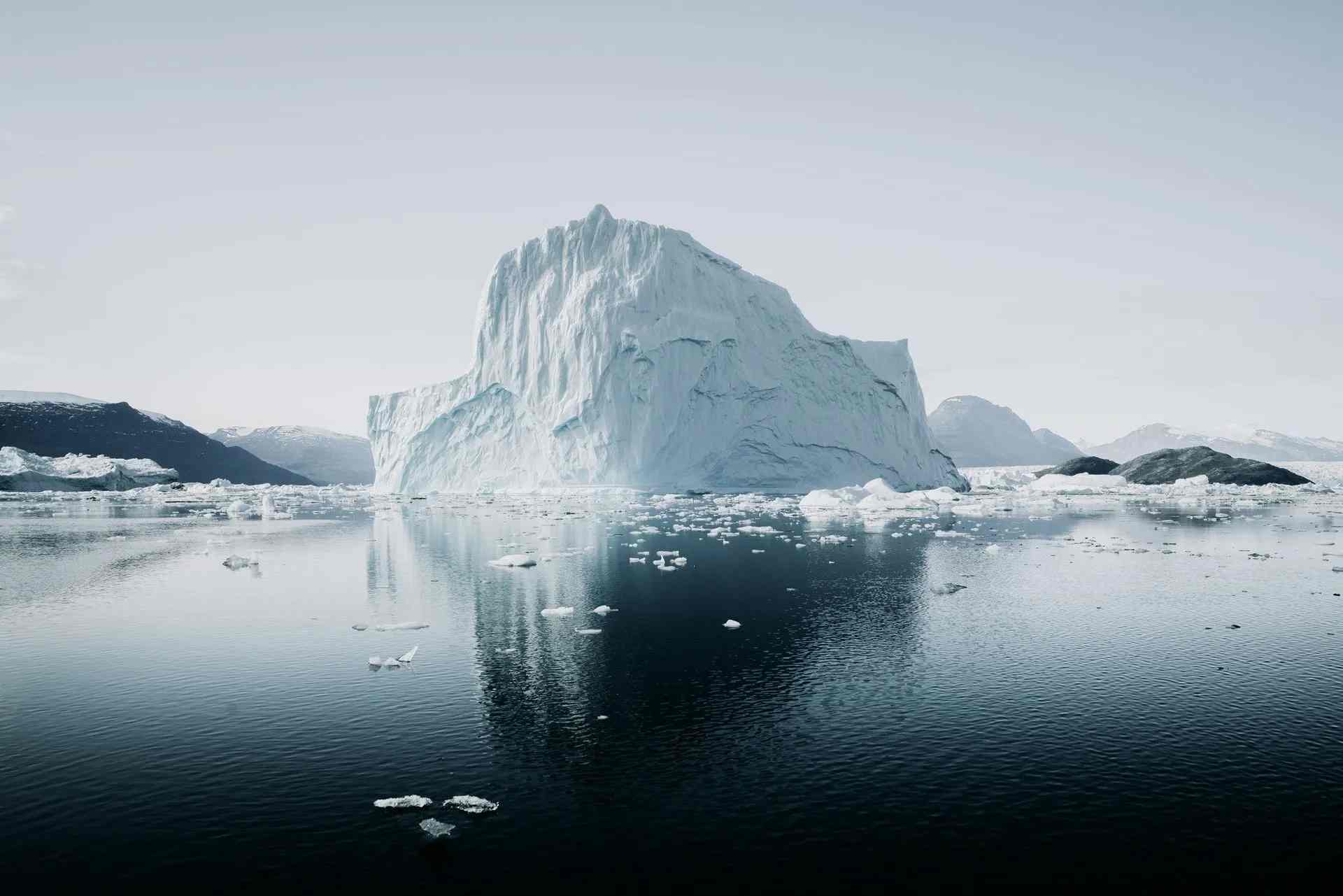 some amazing fun facts about icebergs