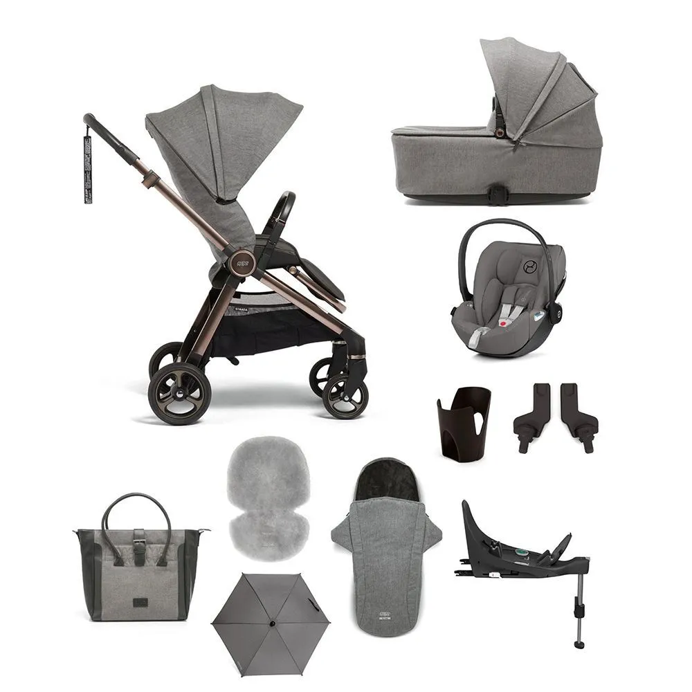 Find everything you need in the Strada pushchair 10-piece set.