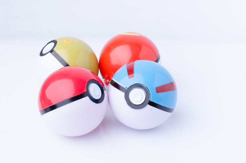 Pokeballs used to catch Murkrow Pokemon - Nicknames