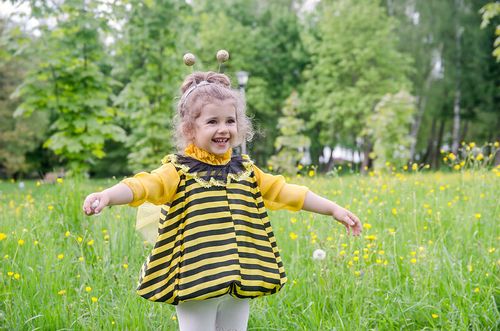 child with bee puns